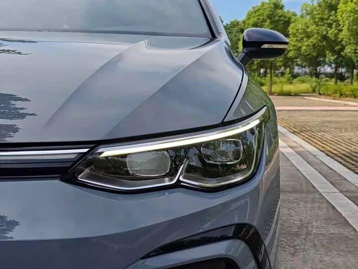 Volkswagen Golf - миниатюра 30