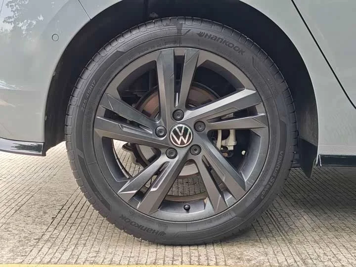 Volkswagen Golf - миниатюра 32