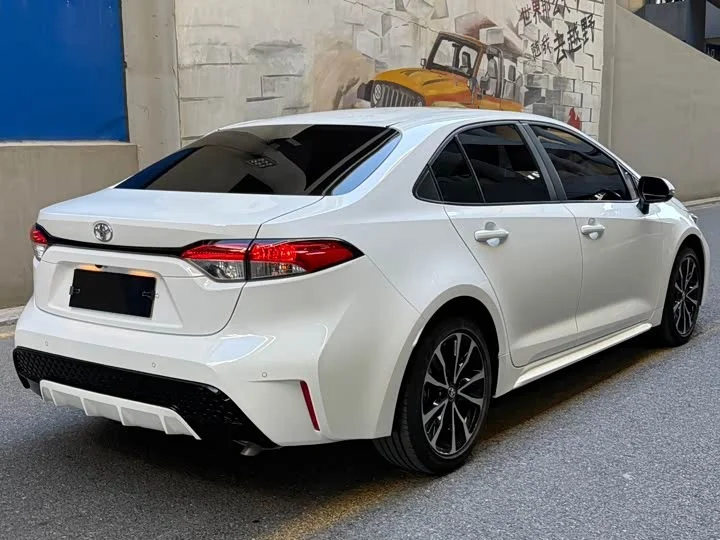 Toyota Corolla - миниатюра 5