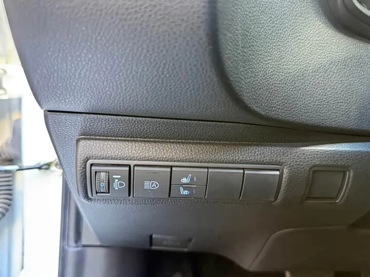 Toyota Corolla - миниатюра 15