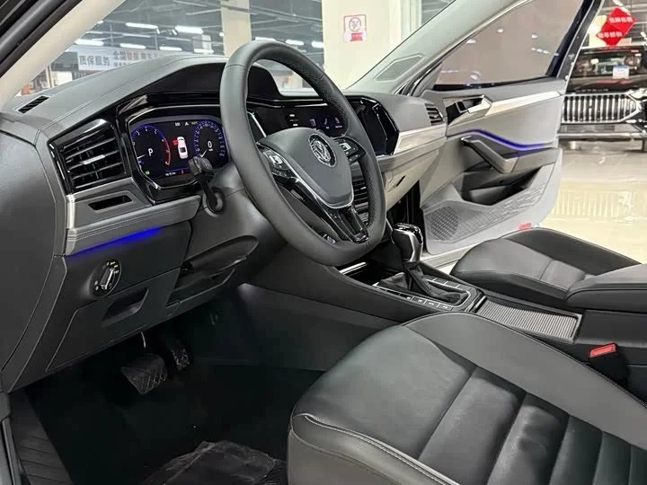 Volkswagen Jetta - миниатюра 9