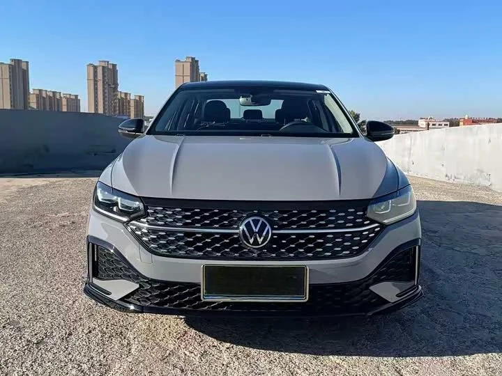 Volkswagen Lavida - миниатюра 2