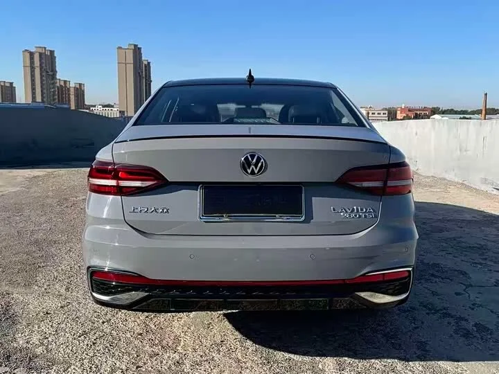 Volkswagen Lavida - миниатюра 5