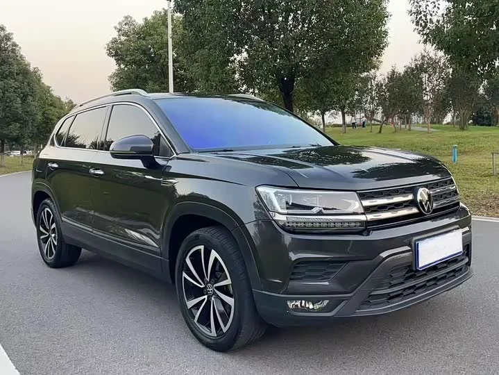 Volkswagen Tharu - миниатюра 5
