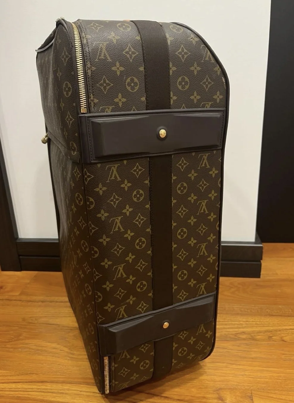 Чемодан Louise Vuitton - миниатюра 3