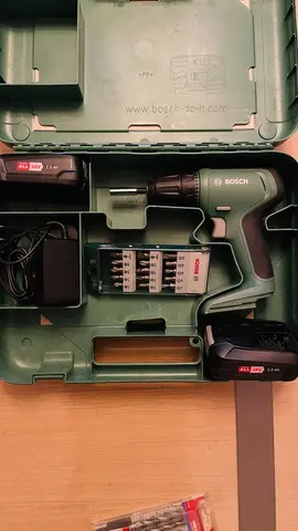 Шуруповерт bosch 18v