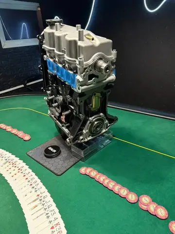 новый мотор F8Cv
