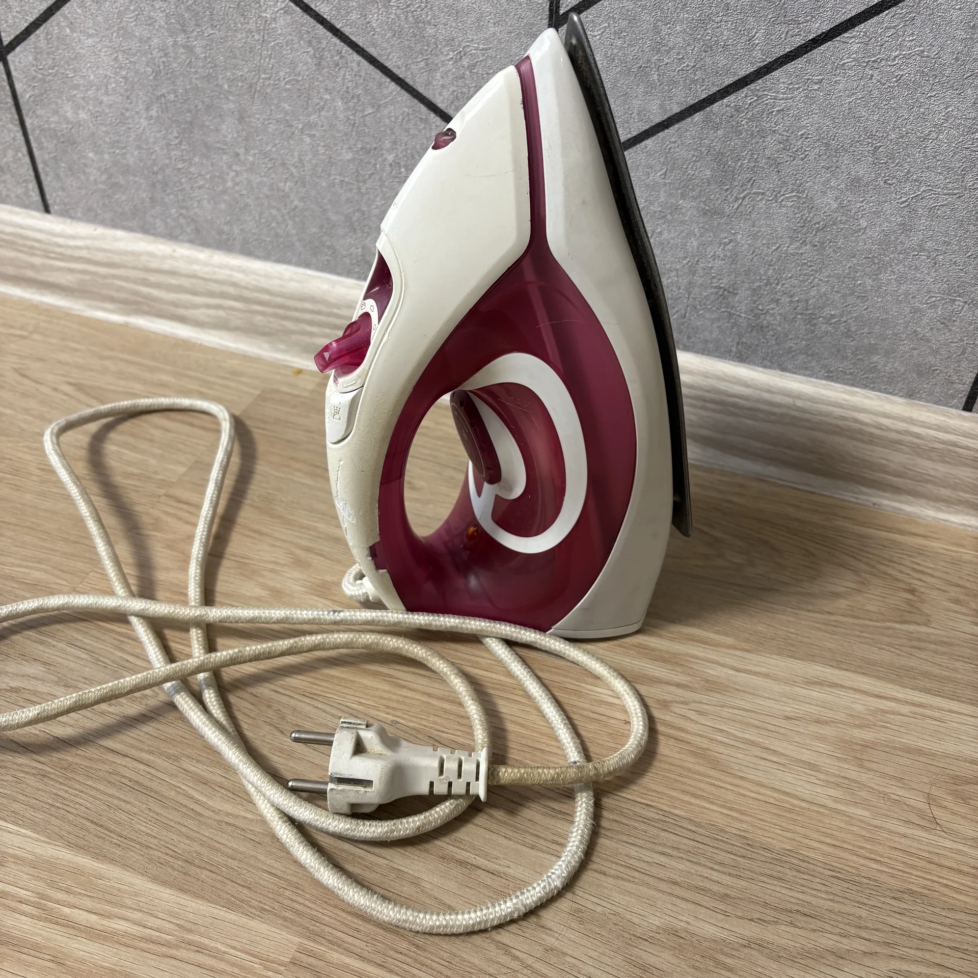 Утюг PHILIPS бу рабочий - миниатюра 2