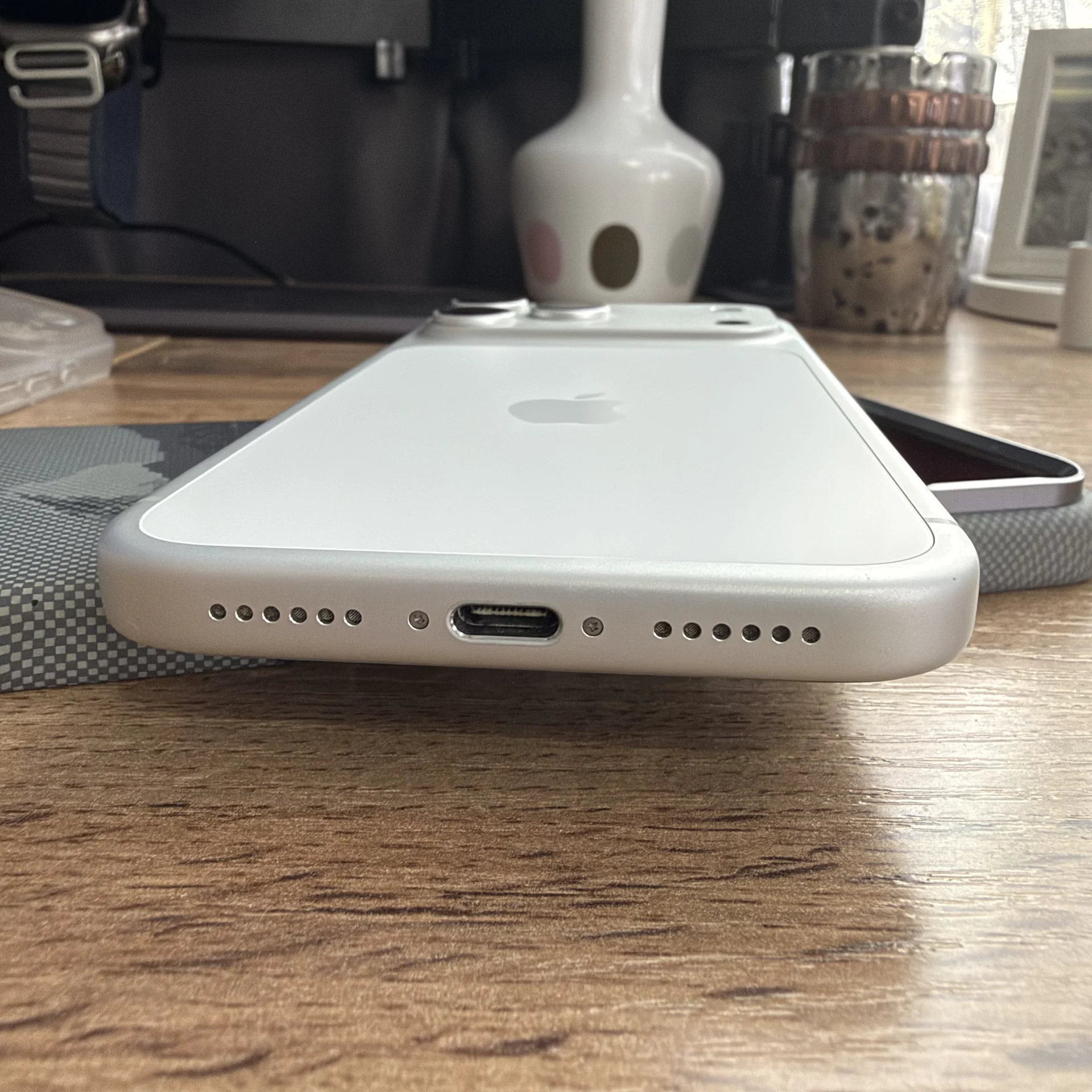 iPhone 17 Pro Max, 256 ГБ, eSIM - миниатюра 4