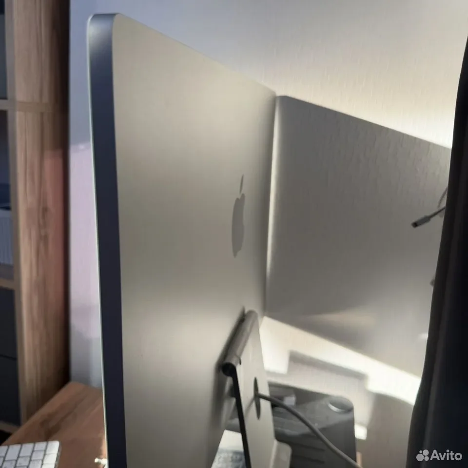 iMac 24 M1 16GB 512GB Silver - миниатюра 3