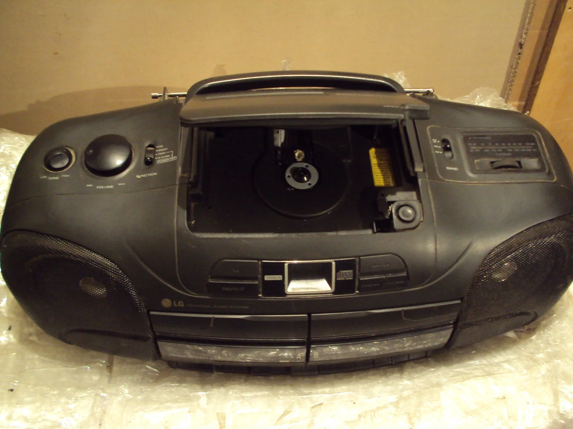Двухкассетный магнитофон с cd LG - миниатюра 4