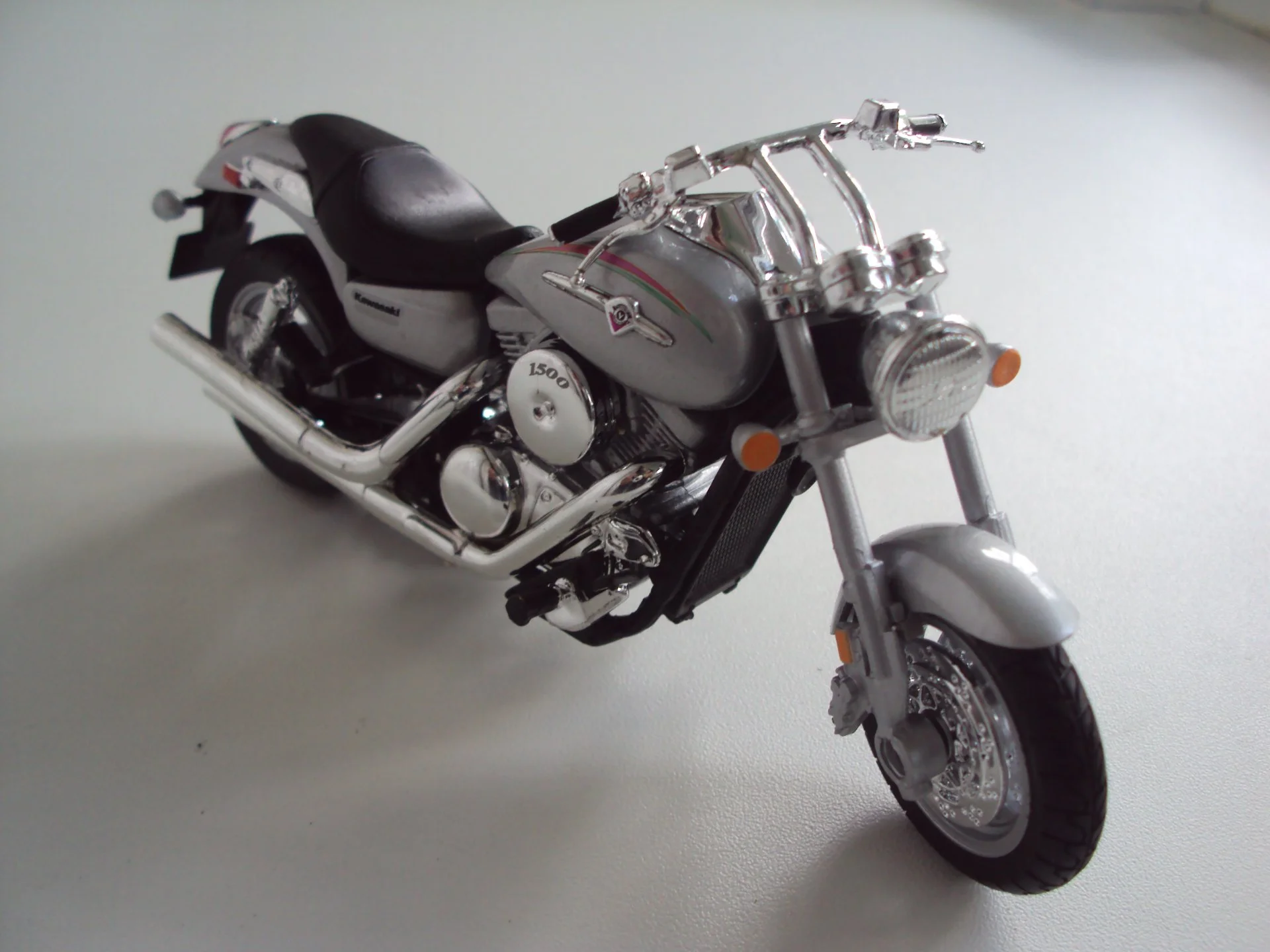 Мотоцикл Kawasaki 2002 VULKAN 1500 STREAK WELLY - миниатюра 4