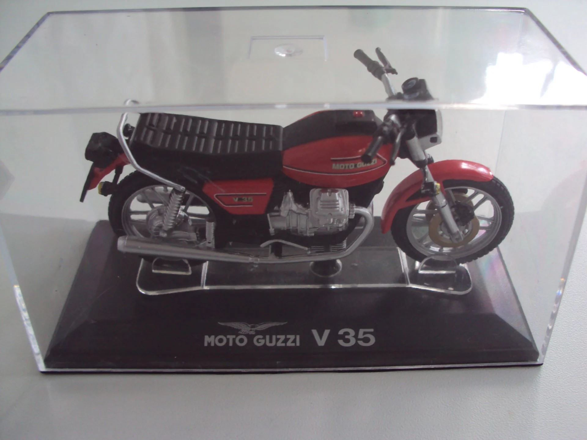 Мотоцикл MOTO GUZZI V 35 - изображение 1