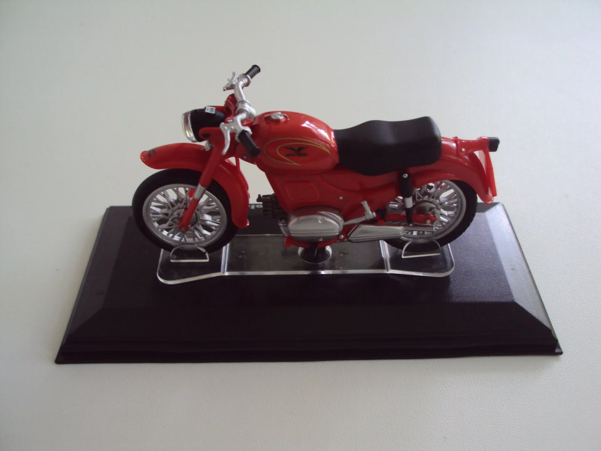 Мотоцикл MOTO GUZZI Zigolo - миниатюра 6