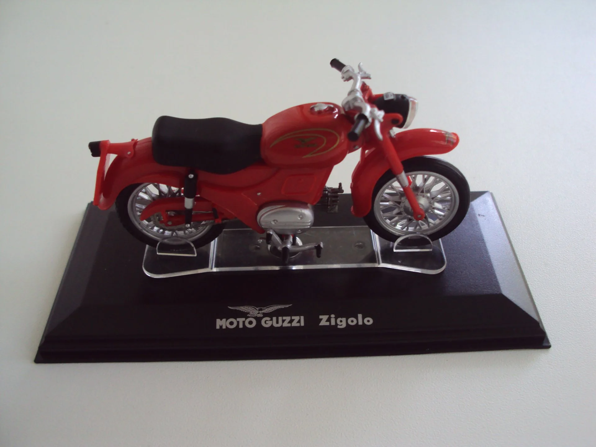Мотоцикл MOTO GUZZI Zigolo - миниатюра 7