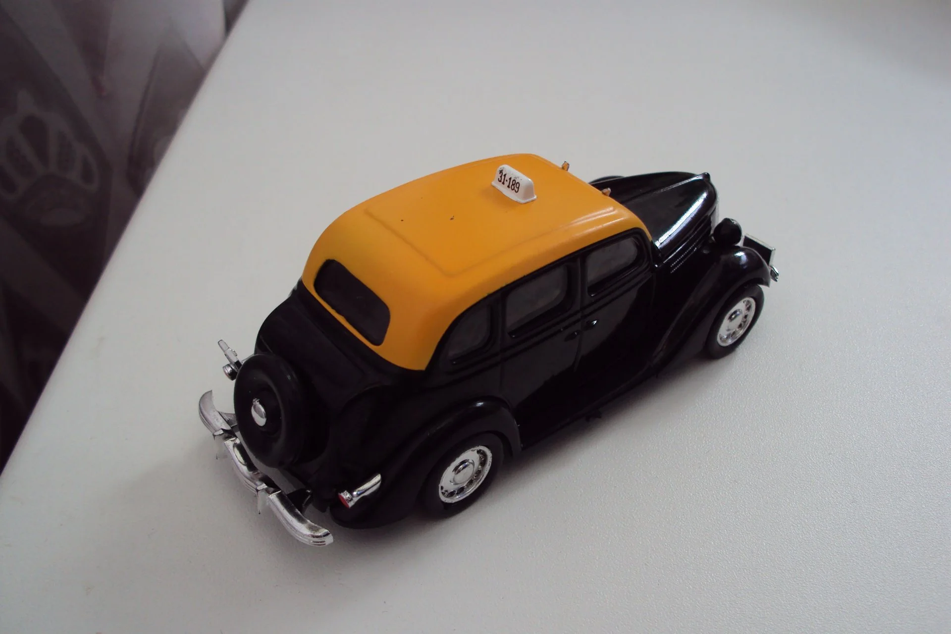Автомобиль Ford V8 Montevideo-1950 - миниатюра 7