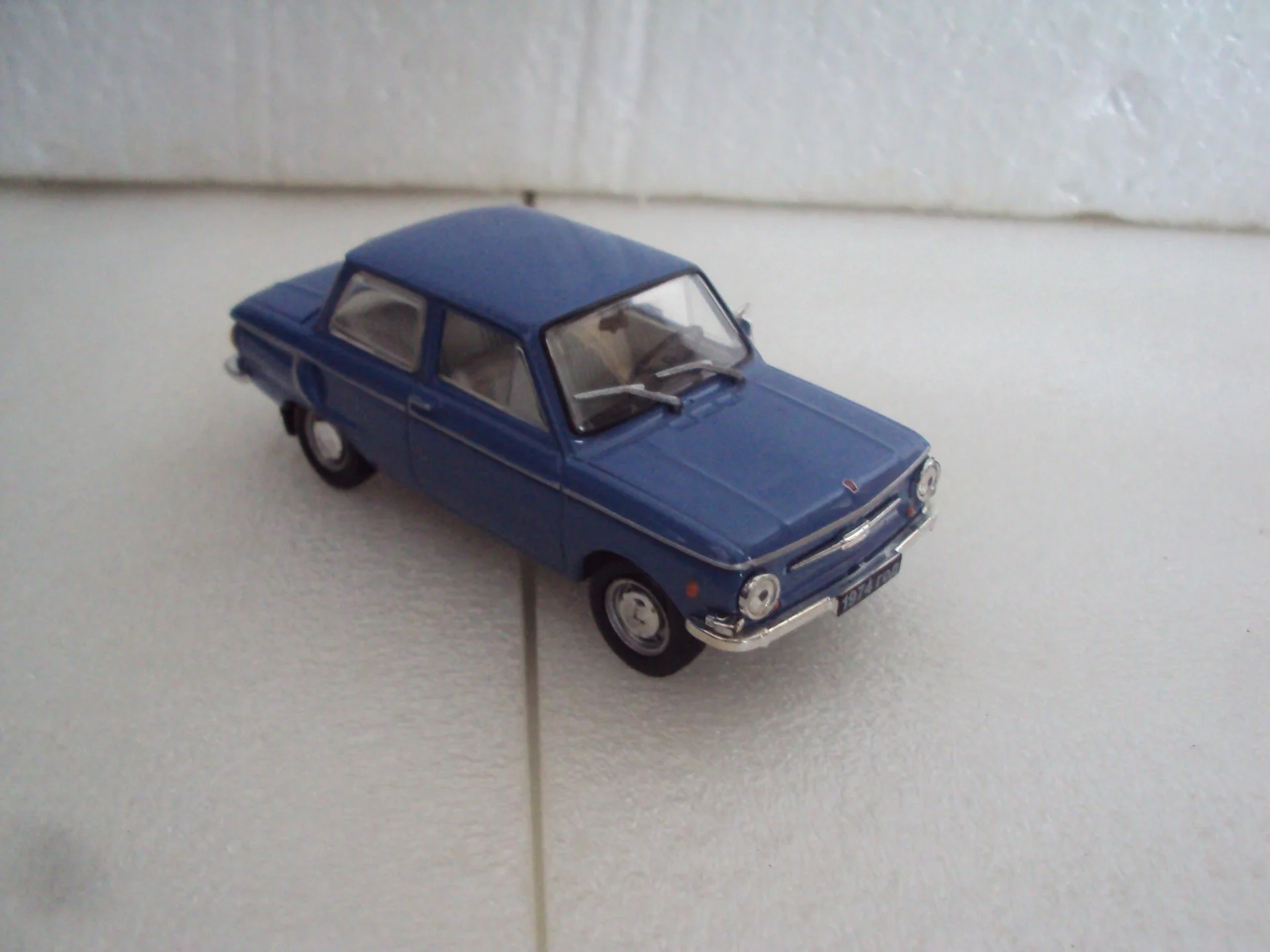 Модель Автомобиль Заз 968а Запорожец - миниатюра 3