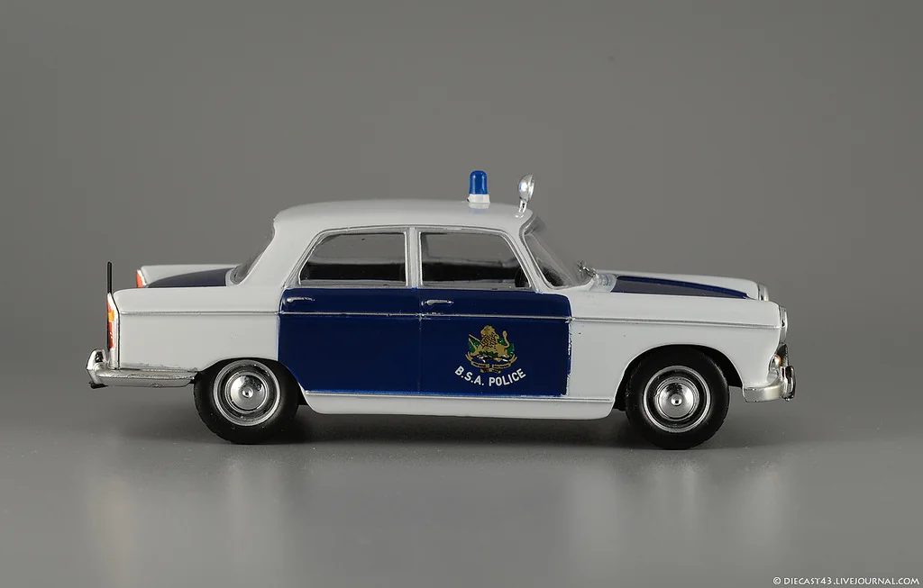 Полицейские машины мира №47 PEUGEOT 404. Британская полиция Южной Африки - миниатюра 6