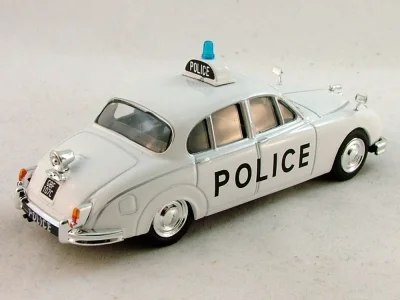 Полицейские машины мира №3 JAGUAR MARK II 1959 полиция великобритании - миниатюра 4