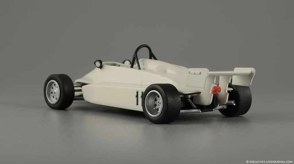 Автолегенды ссср №127 Эстония-21М - миниатюра 4