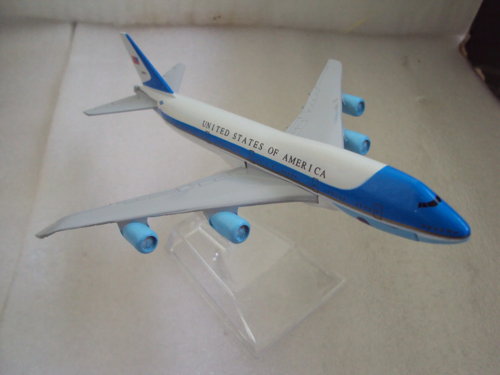 Модель самолёта Соединённых штатов америки Boeing 747 - миниатюра 2