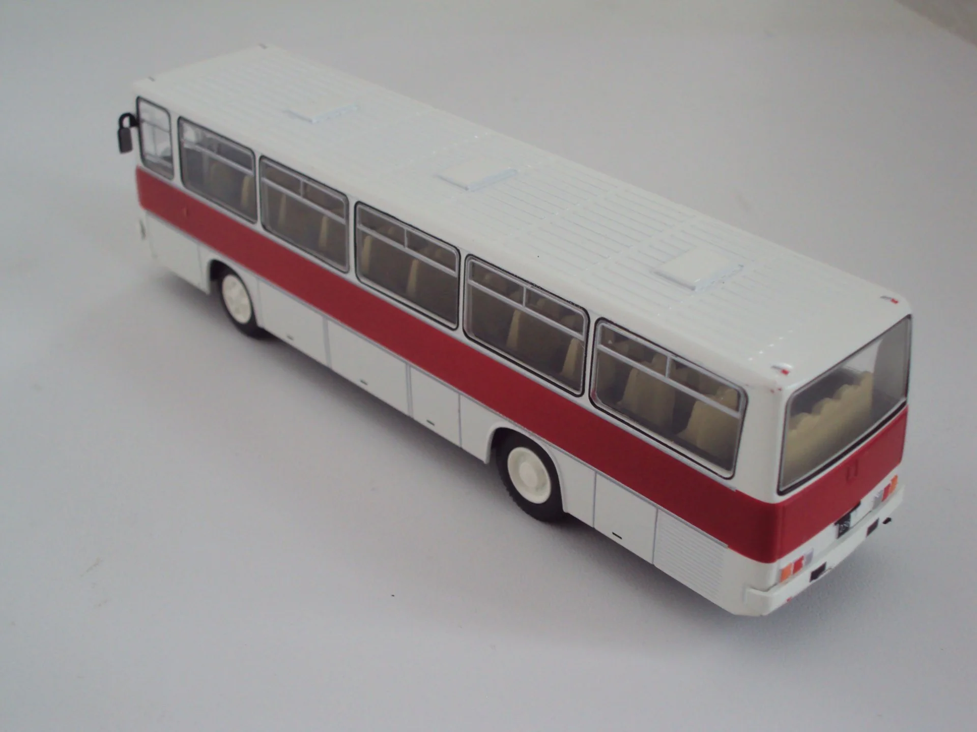 Автобус Икарус-256 1977 г - миниатюра 4