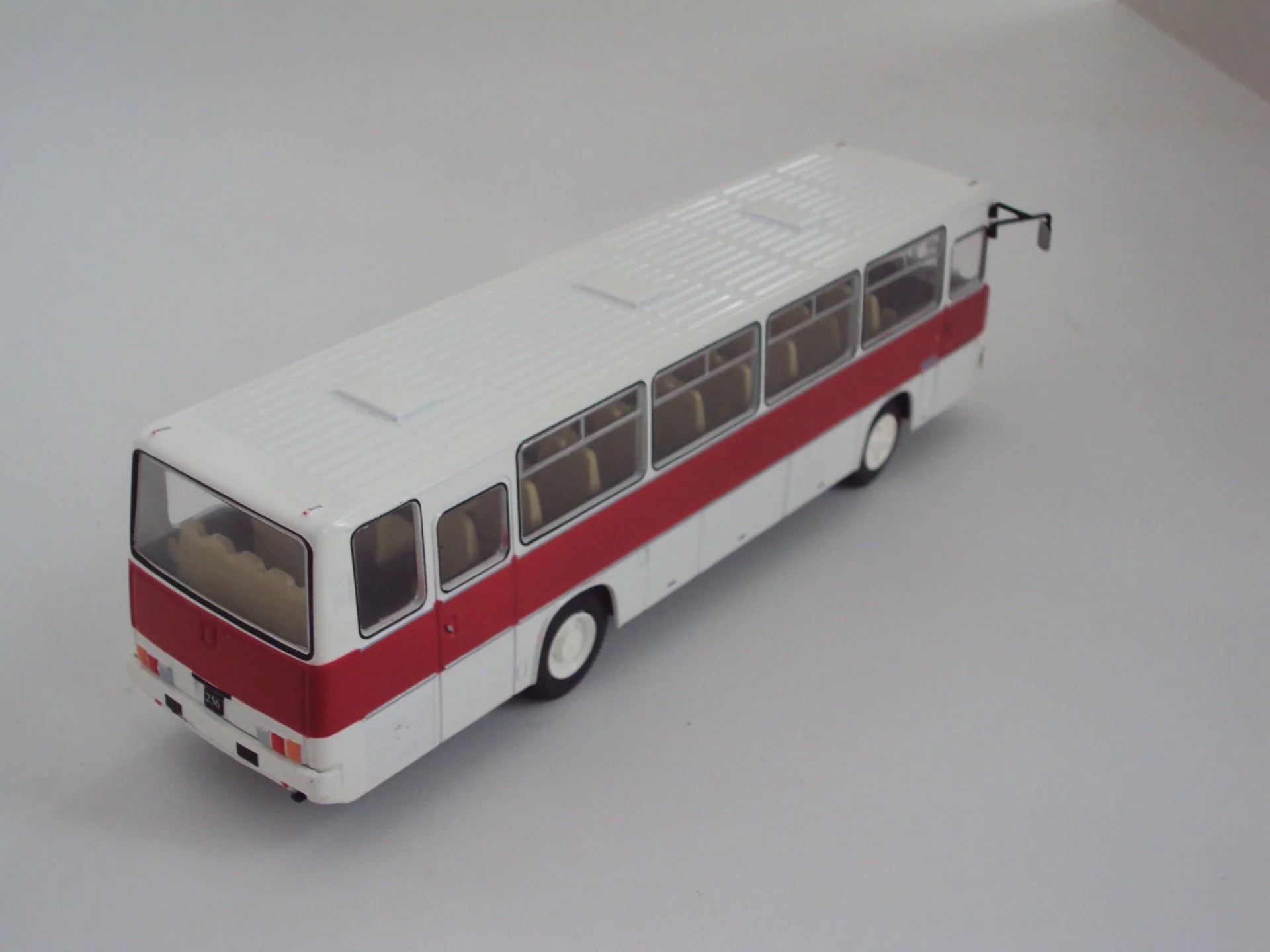 Автобус Икарус-256 1977 г - миниатюра 5