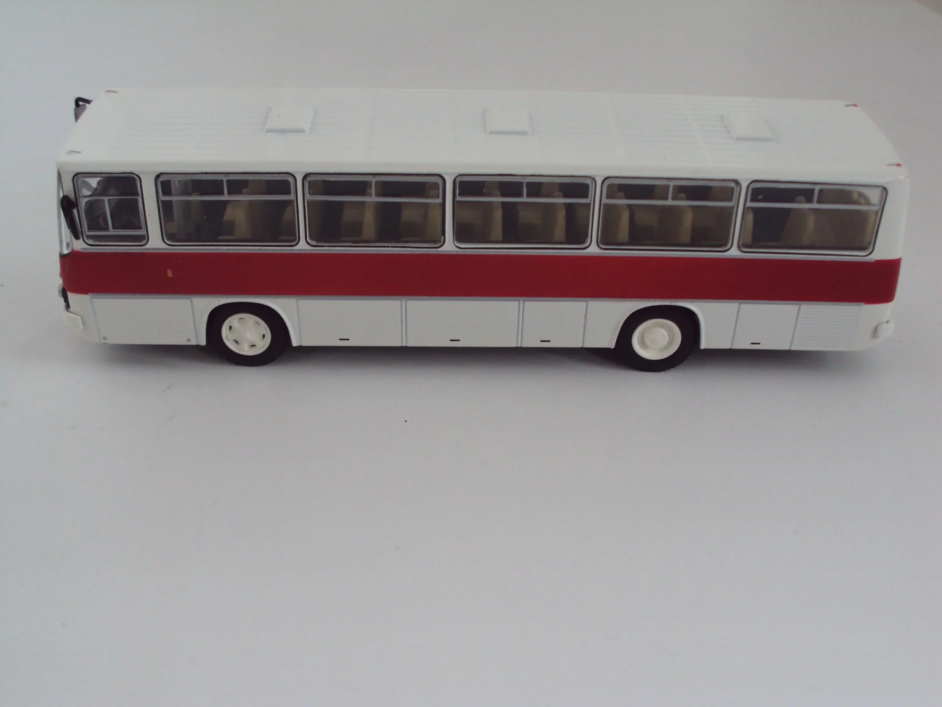 Автобус Икарус-256 1977 г - миниатюра 6