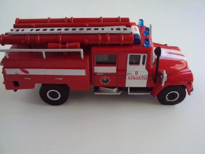 Автомобиль ЗИЛ 130-431410 Kazakhstan - миниатюра 7