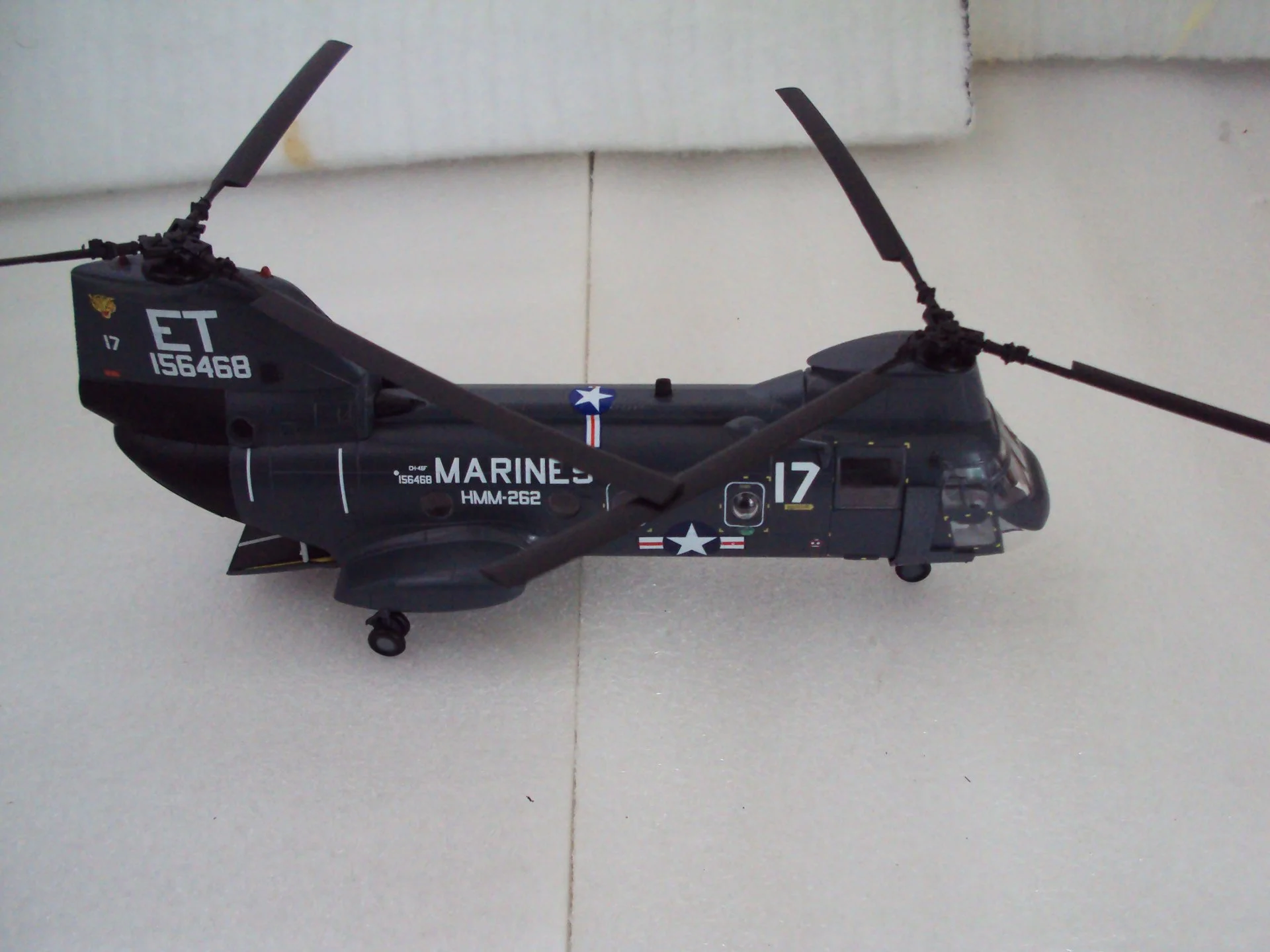 Вертолёт 37002 Сh-46f (marines 17) - миниатюра 7