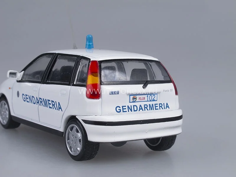 Полицейские машины мира №40 FIAT PUNTO SX Жандармерия Сан-Марино - миниатюра 4