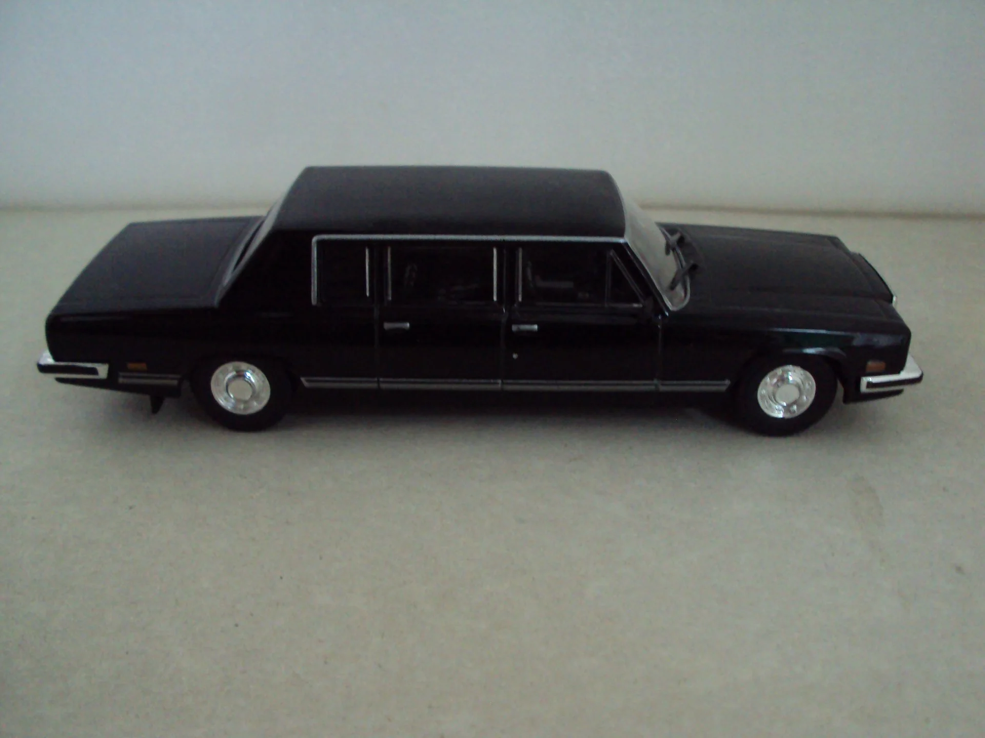Автолегенды ссср №135 Зил-41045 - миниатюра 3