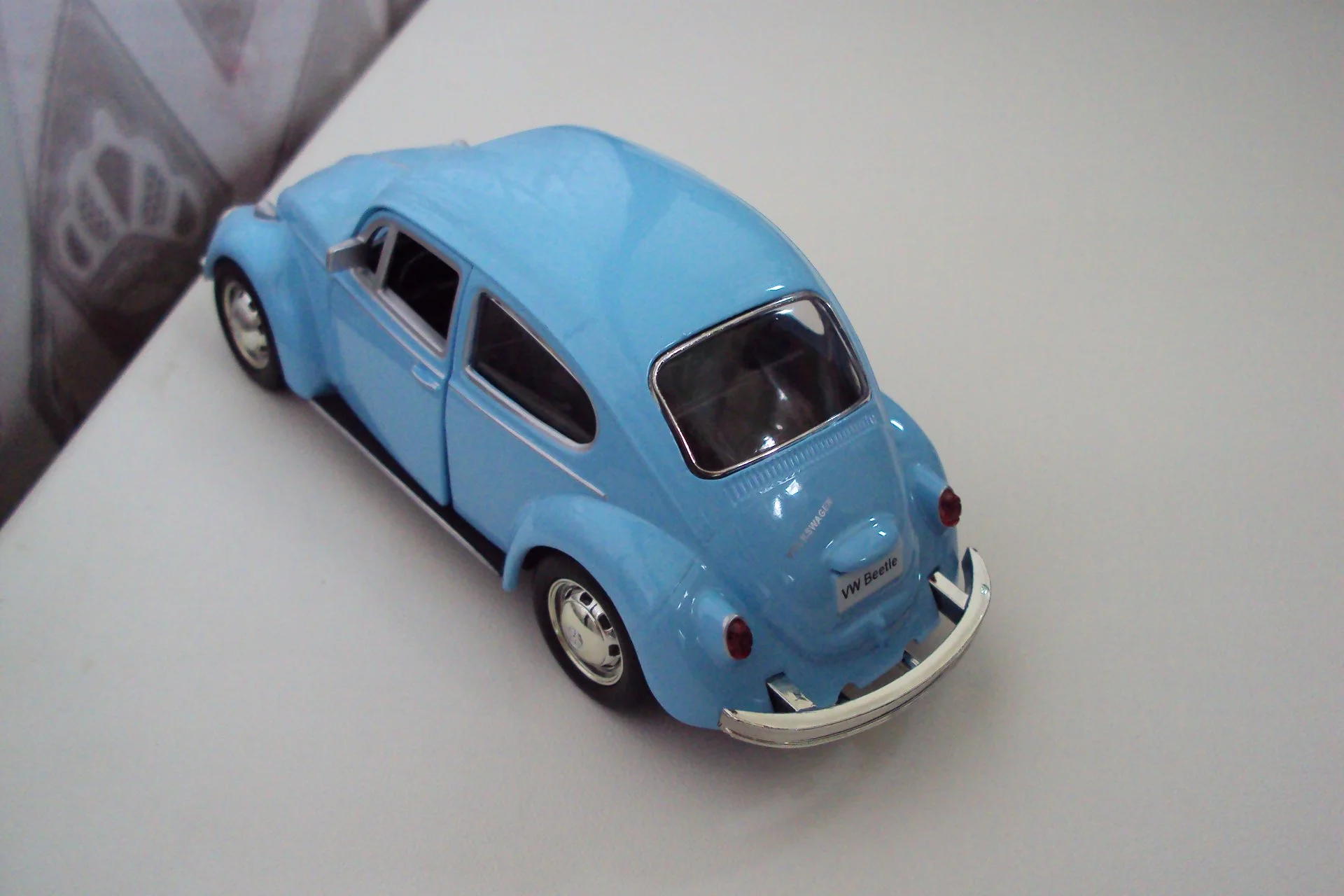 Автомобиль Volkswagen Vw Жук - миниатюра 3