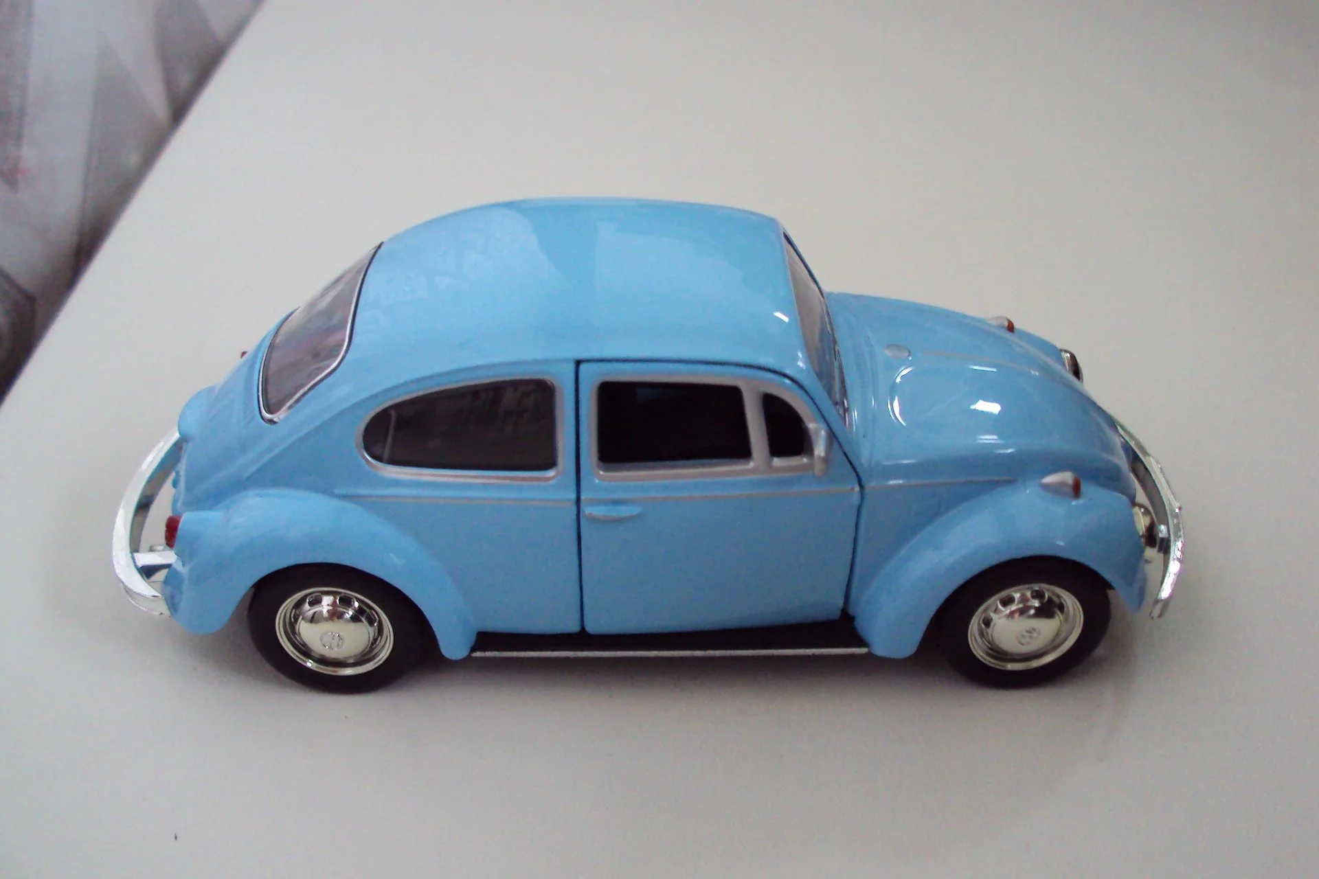 Автомобиль Volkswagen Vw Жук - миниатюра 6