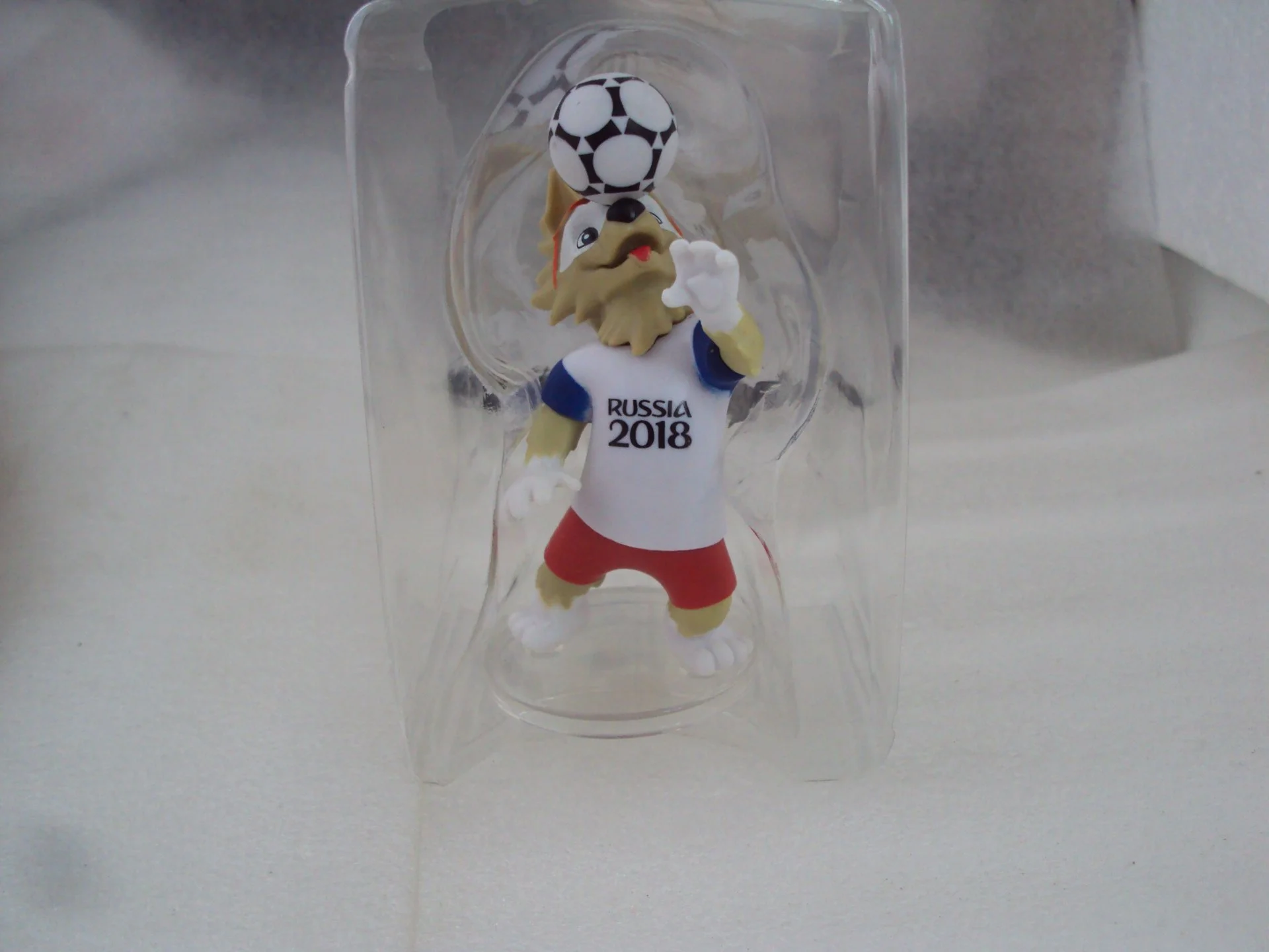 Фигурка Волк Забивака FIFA 2018 - миниатюра 2