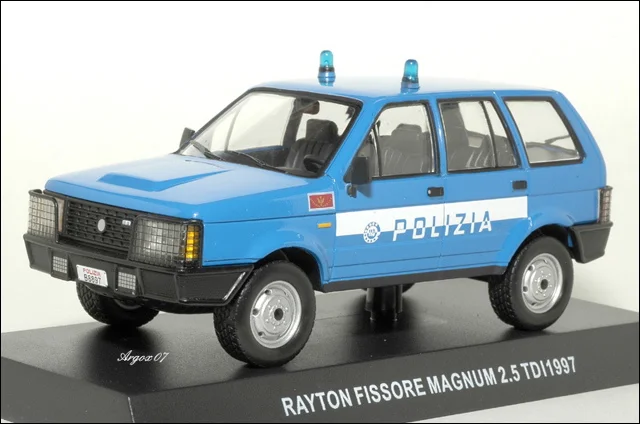 Полицейские машины мира спец.вып №2 RAYTON FISSORE MAGNUM полиция италии - миниатюра 2