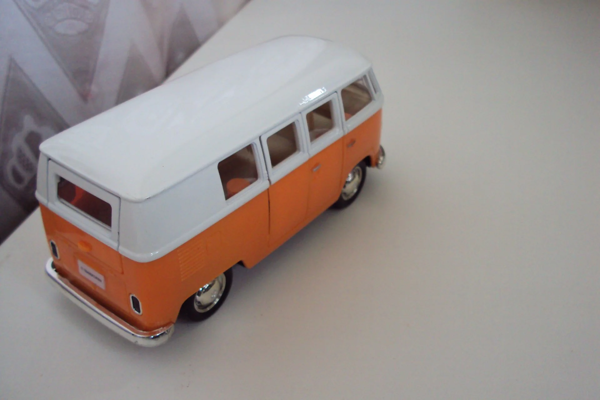 Автомобиль Wolkswagen T1 - миниатюра 4