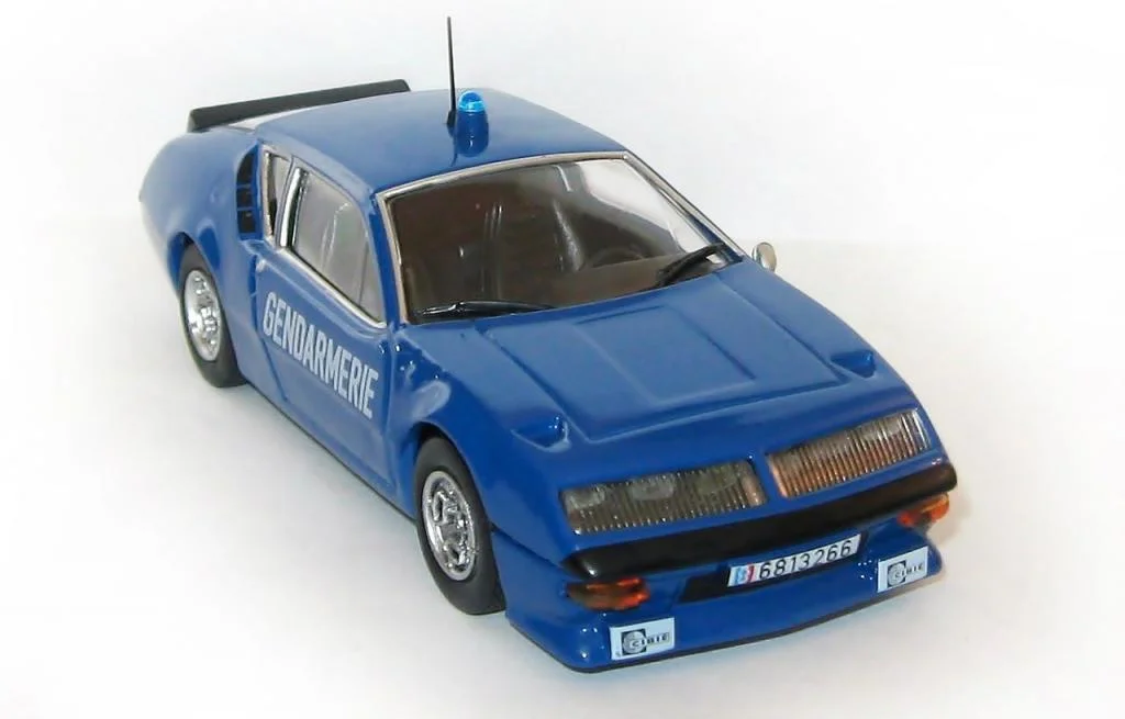 Полицейские машины мира №11 ALPINE RENAULT A310 французская жандармерия - миниатюра 2