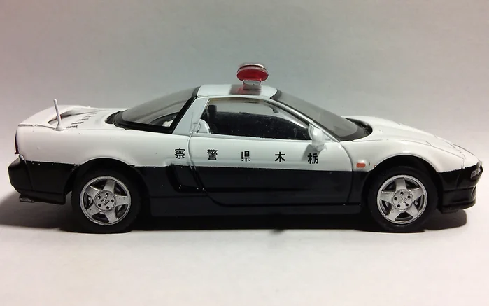 Полицейские машины мира №12 HONDA NSX полиция японии - миниатюра 5