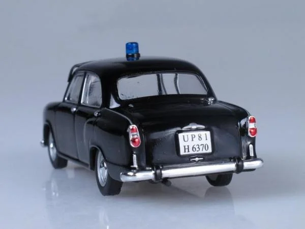 Полицейские машины мира №13 HINDUSTAN AMBASSADOR полиция индии - миниатюра 4