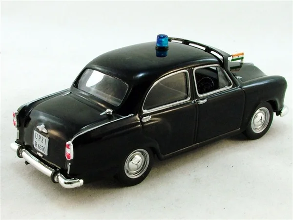 Полицейские машины мира №13 HINDUSTAN AMBASSADOR полиция индии - миниатюра 5
