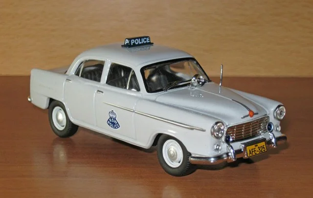 Полицейские машины мира №10 HOLDEN FE полиция австралии - миниатюра 2