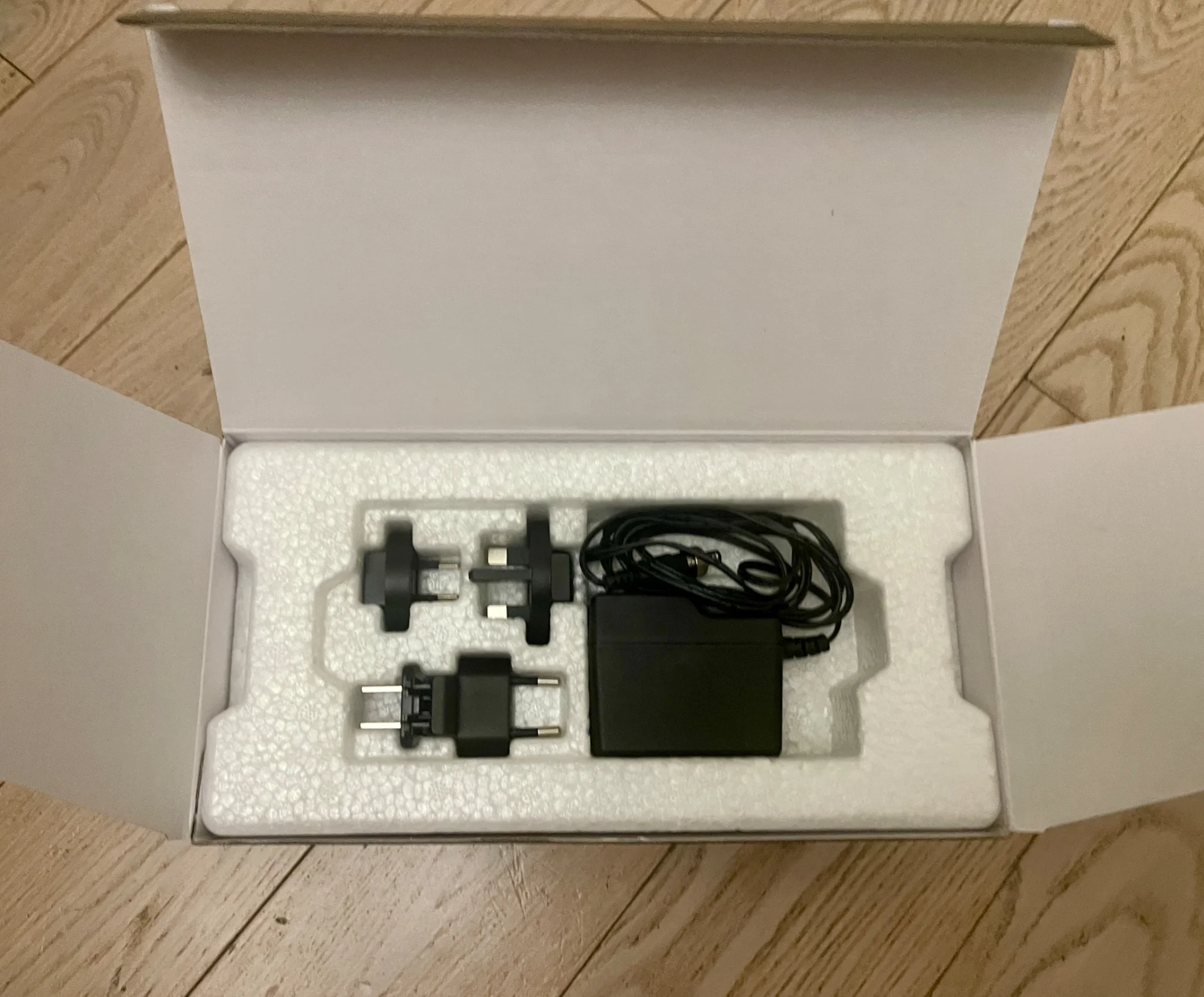 Blackmagic Atem mini Pro - миниатюра 2