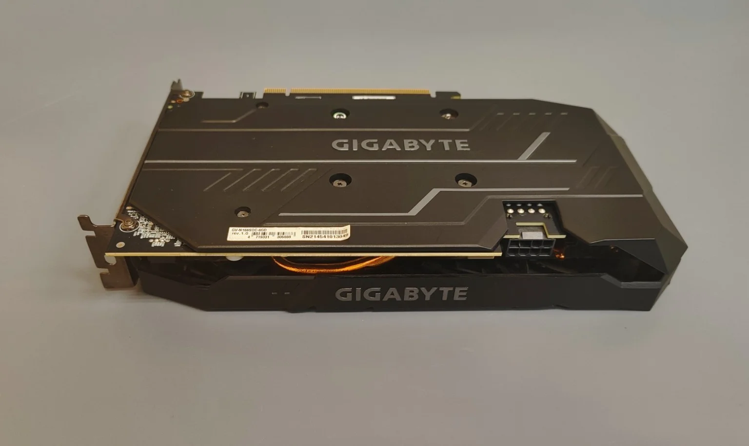 GIGABYTE GeForce GTX 1660 SUPER - миниатюра 2