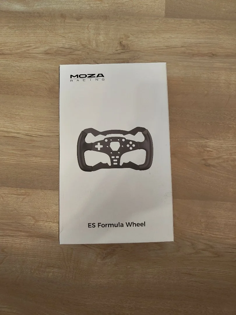 Комплект База Moza R9v3 + Педали SR-P + Руль Moza - миниатюра 2