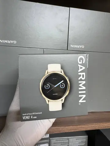 Garmin Venu 4 41 mm Lunar Gold Silicone