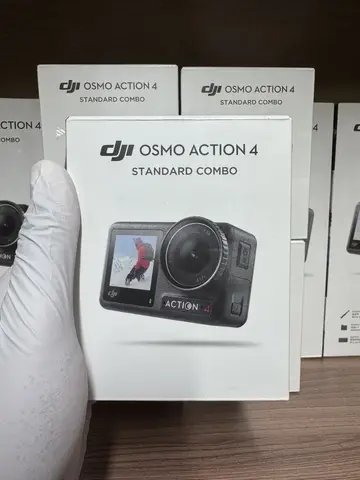 DJI Osmo Action 4 Standard Combo