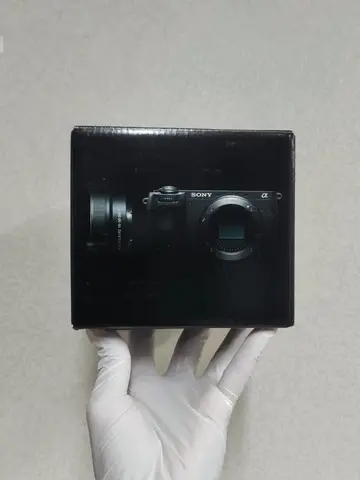 Sony Alpha A6700 Body + 16-50MM ll Black