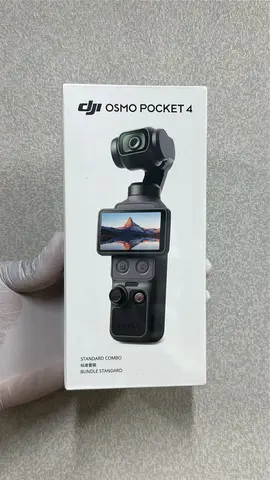 DJI Osmo Pocket 4 Standard Combo