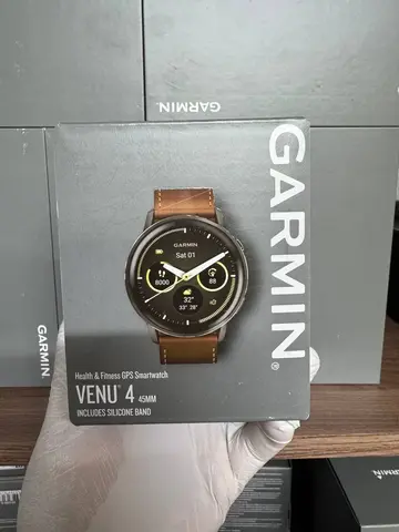Garmin Venu 4 45 mm Brown Leather Band